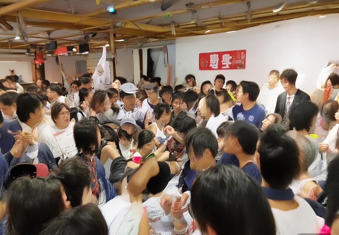 法国克罗地亚足球激战回顾：技术战术对决与精彩瞬间